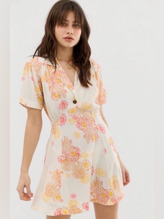 Free People Dresses & Skirts - Free People Cream & Yellow Floral Short Sleeve Collared Blue Hawaii Mini Dress
